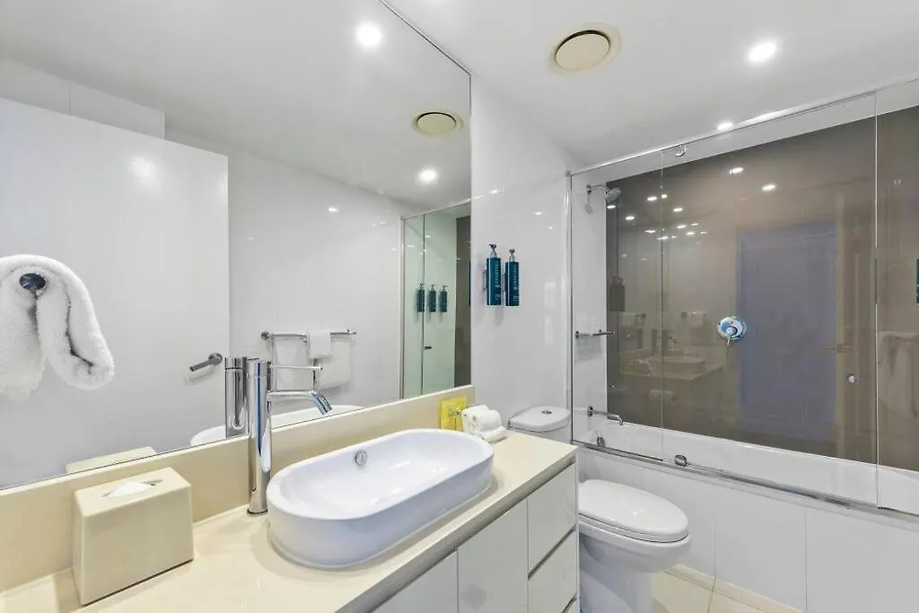 Oceanside Sky Dream Hilton 2.5Bdr With 180° Views Apartment Gold Coast Australia